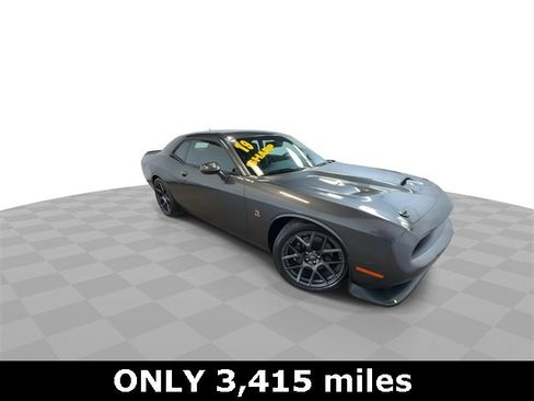 Used 2019 Dodge Challenger R/T Scat Pack image 2
