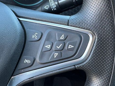 Used 2024 Chevrolet Malibu LT image 35