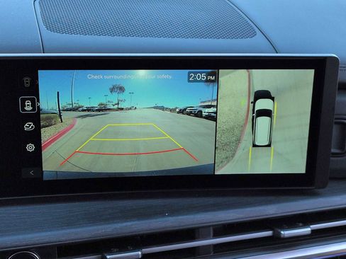 Certified 2025 Hyundai Santa Fe Limited image 31