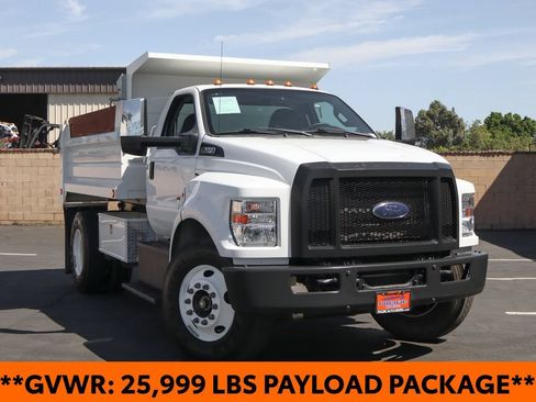 Used 2021 Ford F650 2WD Regular Cab Super Duty image 2