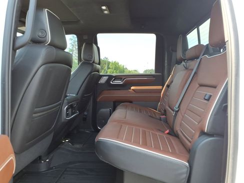 Used 2024 GMC Sierra 2500 Denali Ultimate AWD/4WD image 22