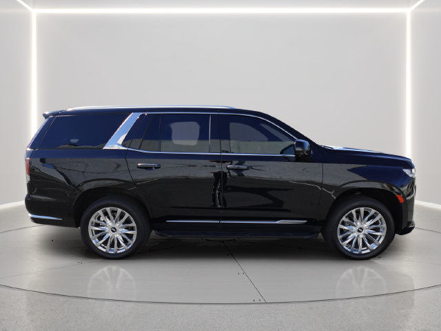 Used 2024 Cadillac Escalade Premium Luxury AWD/4WD image 6