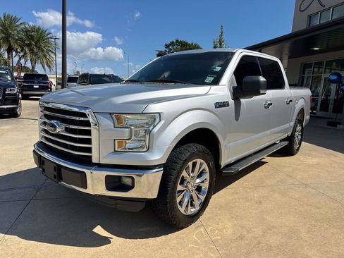 Used 2015 Ford F150 XLT w/ Equipment Group 302A Luxury RWD image 4