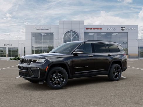 New 2026 Jeep Grand Cherokee L Limited RWD image 2
