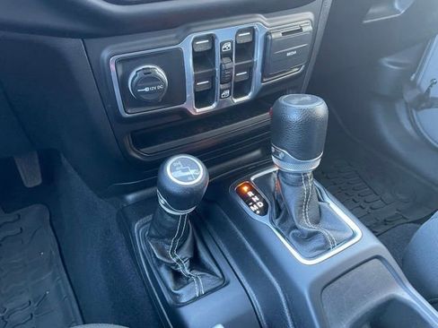 Used 2020 Jeep Wrangler Unlimited Sahara w/ Cold Weather Group image 20