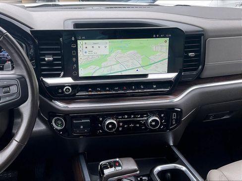 Used 2022 GMC Sierra 1500 SLT w/ SLT Premium Plus Package image 18