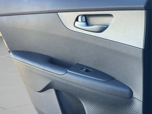 Used 2021 Kia Forte Sedan image 16