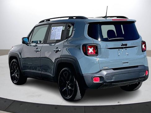 Certified 2018 Jeep Renegade Altitude image 7