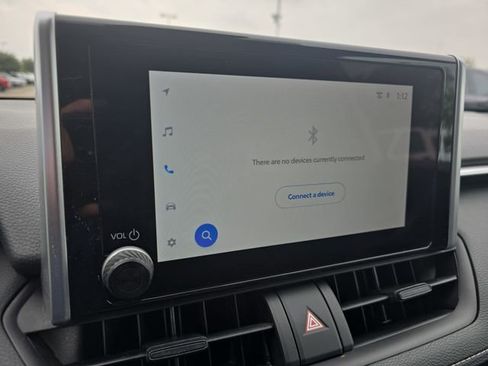 Certified 2024 Toyota RAV4 XLE image 20