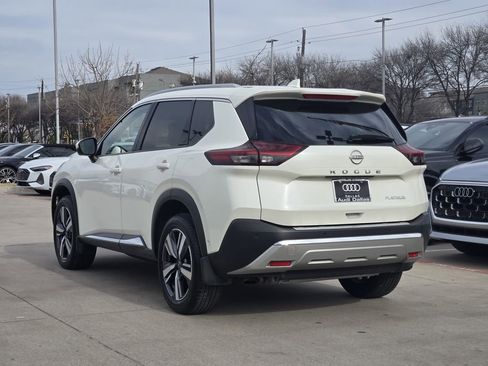 Used 2023 Nissan Rogue Platinum image 11