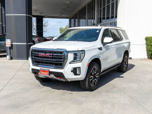 Used 2022 GMC Yukon AT4 w/ Max Trailering Package AWD/4WD image 3