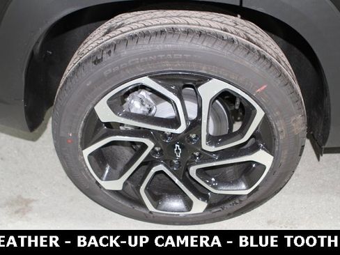 New 2026 Chevrolet Trax RS w/ Sunroof Package image 5