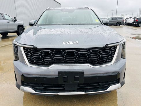 Used 2025 Kia Sorento S w/ Panoramic Sunroof Package FWD image 35
