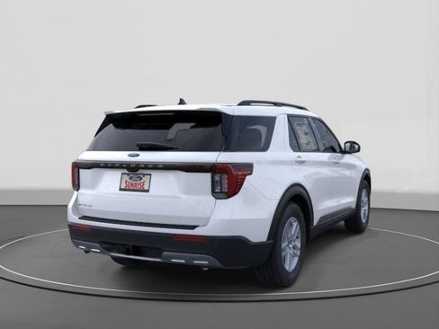 New 2026 Ford Explorer Active w/ Active Comfort Package RWD image 8