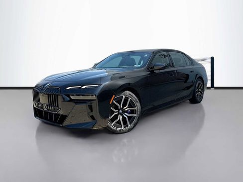 Used 2024 BMW 740i xDrive w/ Premium Package 2 AWD/4WD image 1