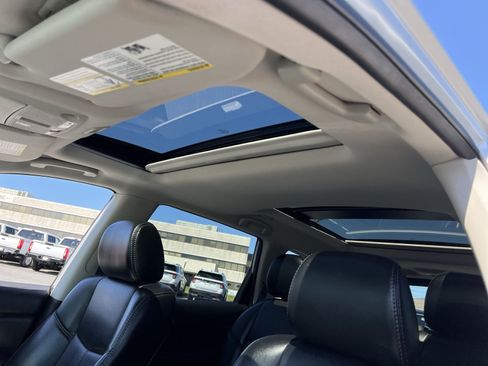 Used 2017 Nissan Pathfinder Platinum w/ Cargo Package AWD/4WD image 24