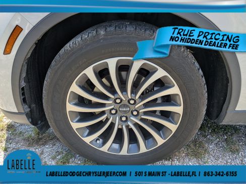 Used 2022 Lincoln Aviator Reserve RWD image 12