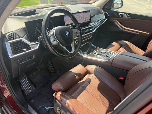 Used 2025 BMW X7 xDrive40i AWD/4WD image 17