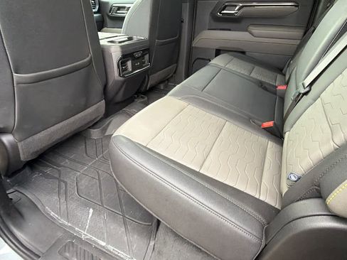 Used 2024 Chevrolet Silverado 1500 ZR2 w/ Technology Package image 17