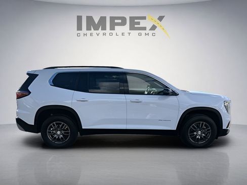 Used 2025 GMC Acadia Elevation FWD image 6
