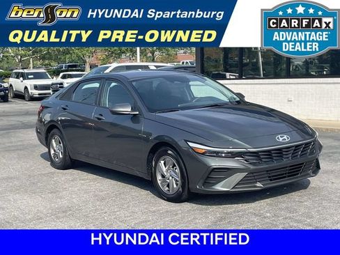 Certified 2025 Hyundai Elantra SE w/ Cargo Package FWD image 1
