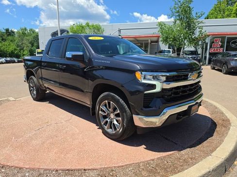 Used 2023 Chevrolet Silverado 1500 LT AWD/4WD image 7