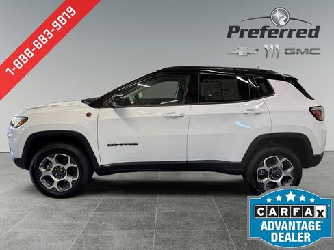 Used 2022 Jeep Compass Trailhawk AWD/4WD image 10