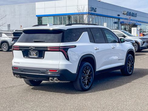 New 2026 Chevrolet Traverse LT w/ Midnight/Sport Edition image 4
