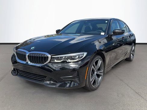 Used 2022 BMW 330i 330i w/ Driving Assistance Package image 9