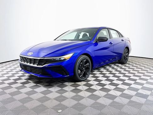 New 2026 Hyundai Elantra SEL Sport image 2