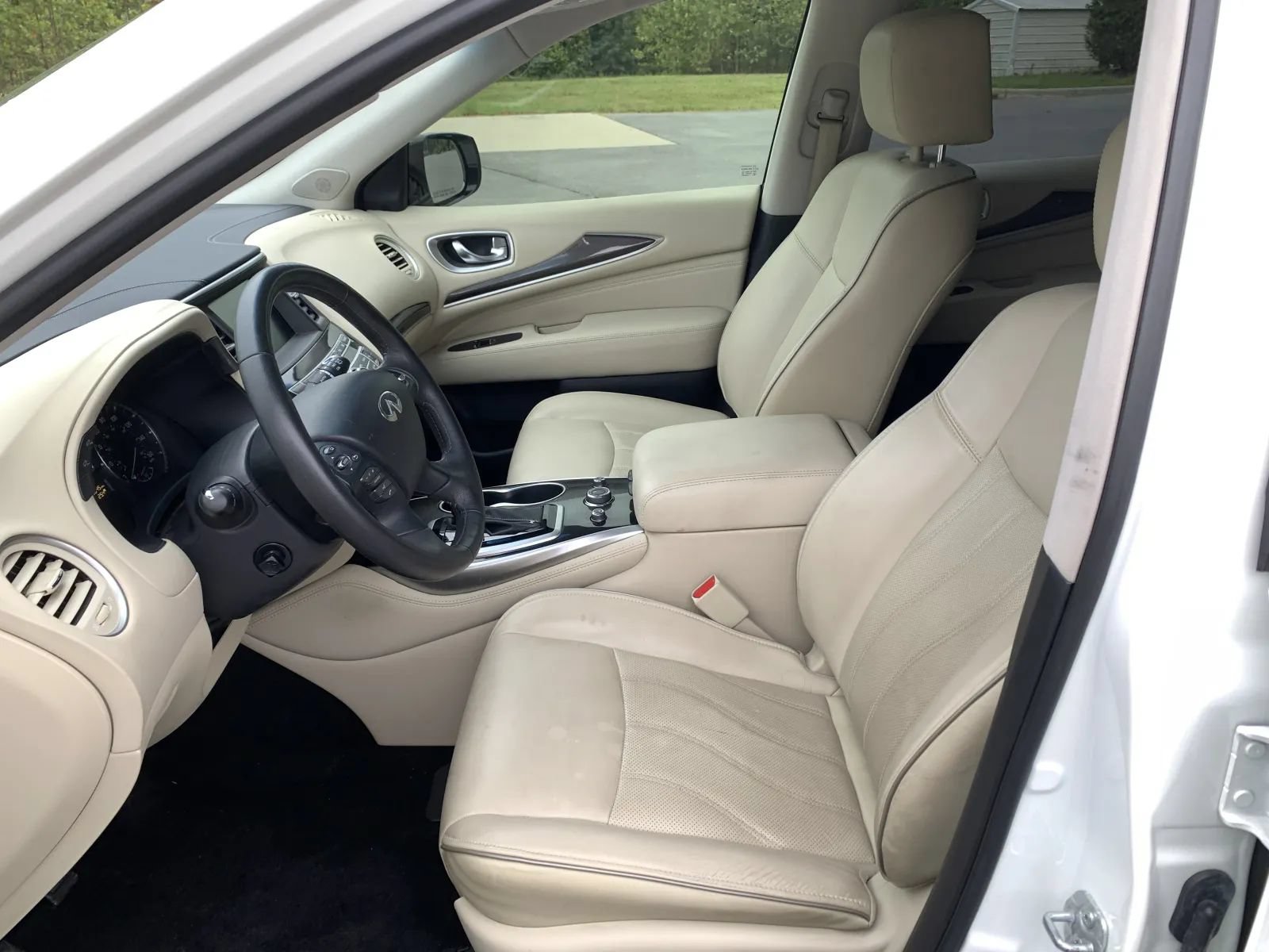 Used 2020 INFINITI QX60 Pure FWD image 18
