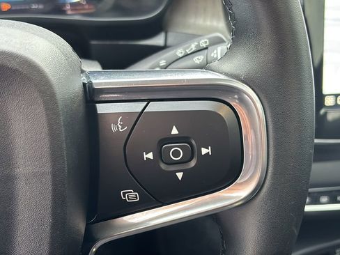 Certified 2023 Volvo XC40 B5 Plus w/ Driver Assist Package image 16