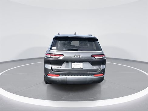 Used 2021 Jeep Grand Cherokee L Limited w/ Trailer Tow Package image 7