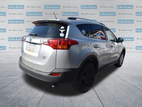 Used 2013 Toyota RAV4 LE AWD/4WD image 11