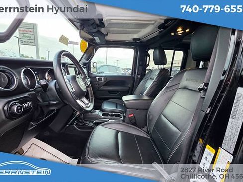 Used 2020 Jeep Gladiator Overland AWD/4WD image 20