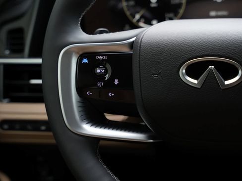 New 2026 INFINITI QX80 Luxe RWD image 10