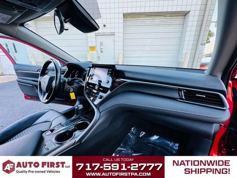 Used 2022 Toyota Camry SE image 27
