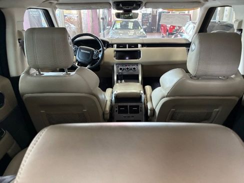 Used 2017 Land Rover Range Rover Sport HSE image 15