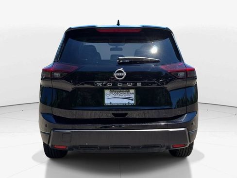 Used 2025 Nissan Rogue SV FWD image 7