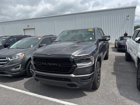 Used 2021 RAM 1500 Laramie AWD/4WD image 1