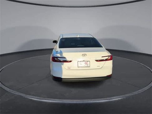 Used 2026 Toyota Camry LE w/ Convenience Package image 7