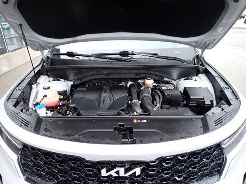 Certified 2023 Kia Sorento SX AWD/4WD image 13