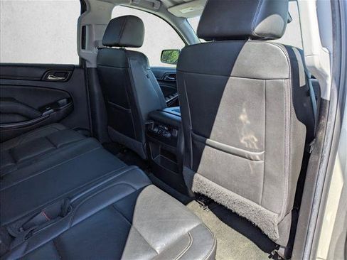 Used 2017 GMC Yukon XL SLT AWD/4WD image 28