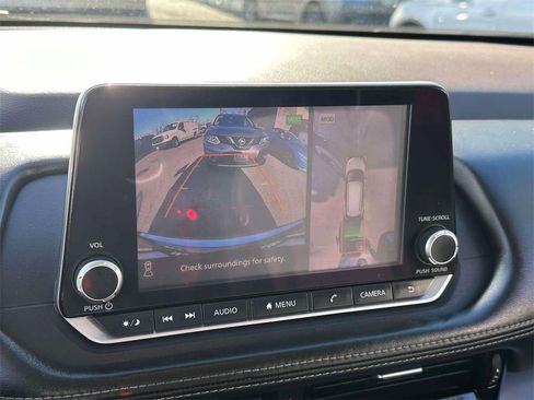 Certified 2021 Nissan Rogue SV image 27