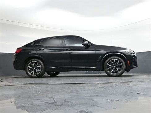 Used 2024 BMW X4 M40i w/ Premium Package image 25