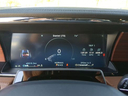 Used 2023 Lincoln Navigator L Reserve image 14