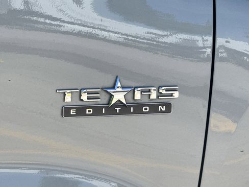 Used 2024 Chevrolet Silverado 1500 LT image 4