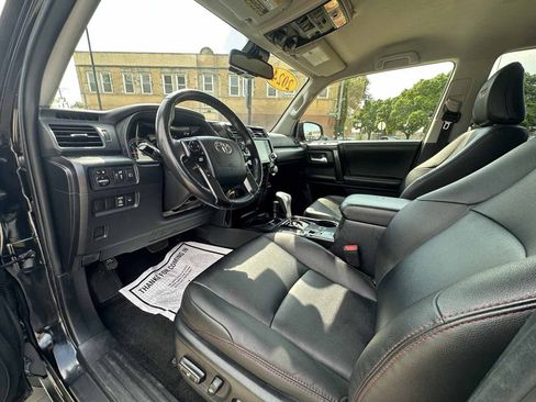Used 2024 Toyota 4Runner TRD Off-Road Premium AWD/4WD image 10