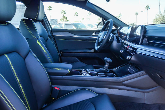 New 2027 Kia K5 GT FWD image 19