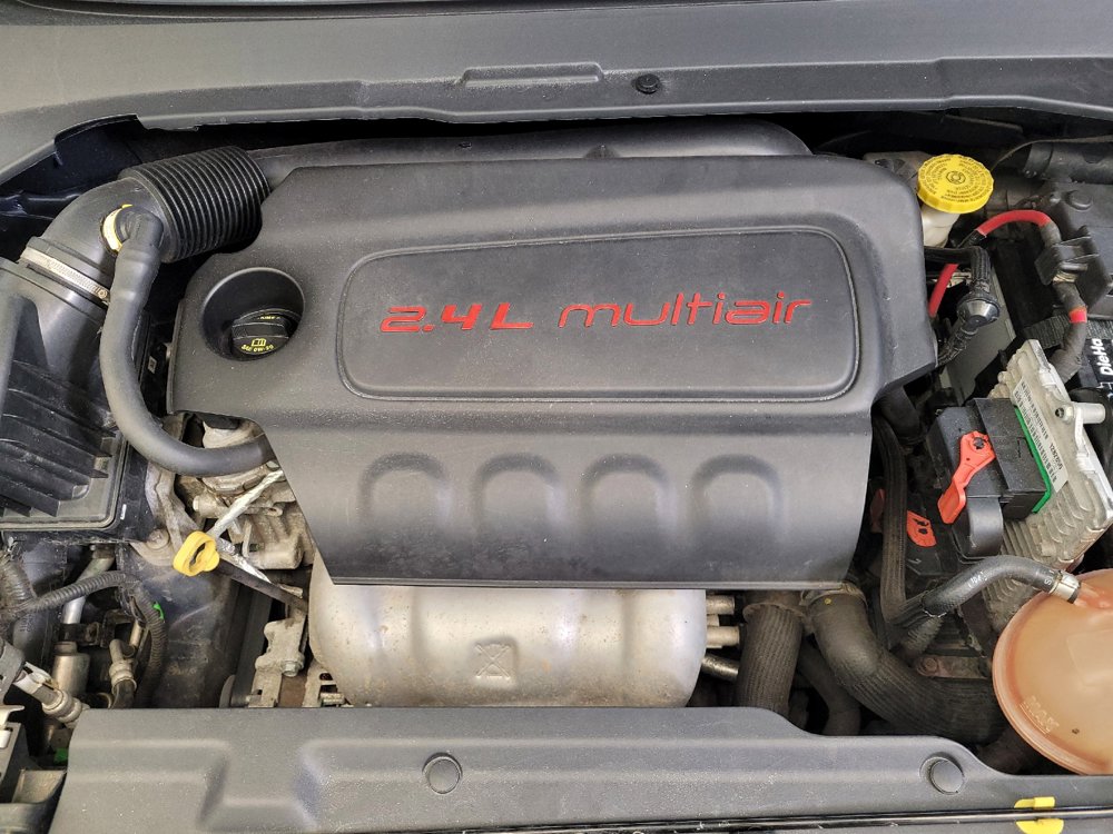 Used 2018 Jeep Compass Latitude w/ Safe & Security Group FWD image 30